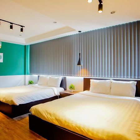 La Hotel Binh Tan Ho Chi Minh-staden Exteriör bild