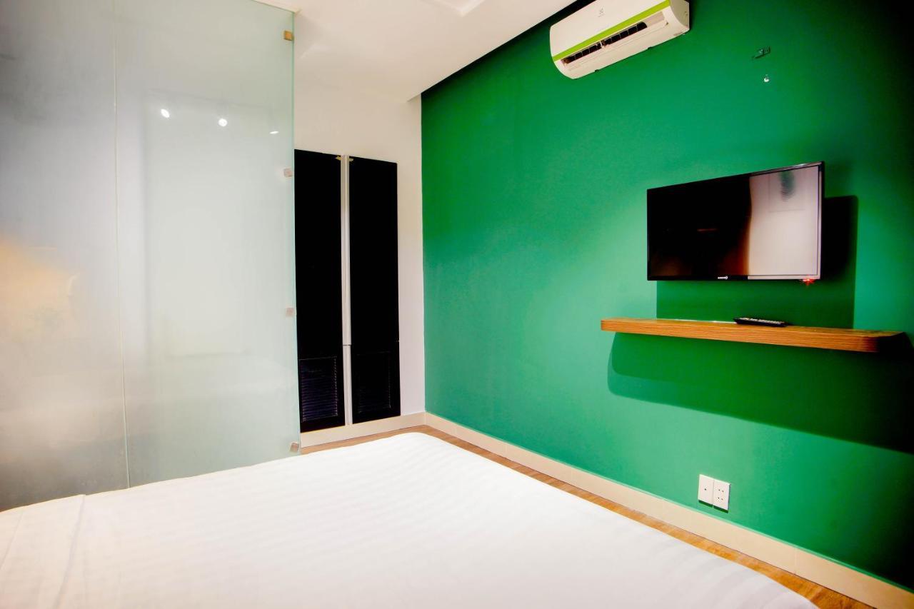 La Hotel Binh Tan Ho Chi Minh-staden Exteriör bild