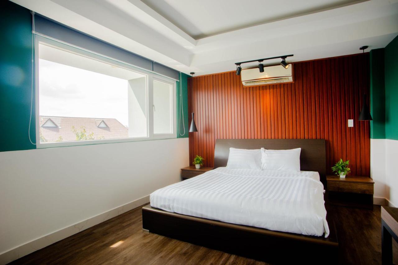 La Hotel Binh Tan Ho Chi Minh-staden Exteriör bild