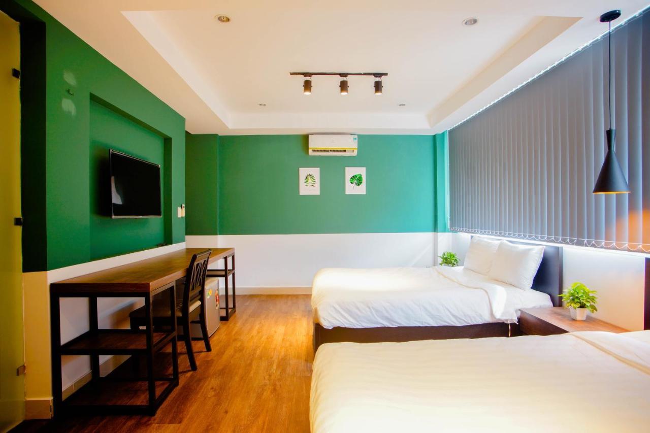 La Hotel Binh Tan Ho Chi Minh-staden Exteriör bild