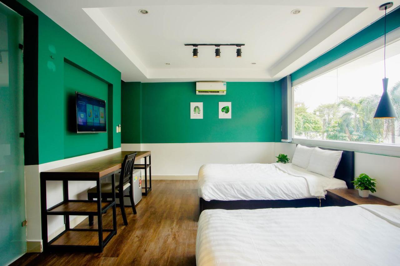 La Hotel Binh Tan Ho Chi Minh-staden Exteriör bild